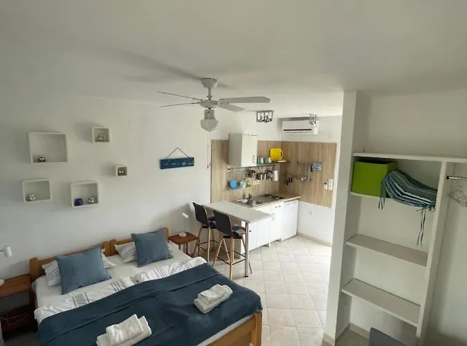 Apartament Sukosan Studio Apartman *